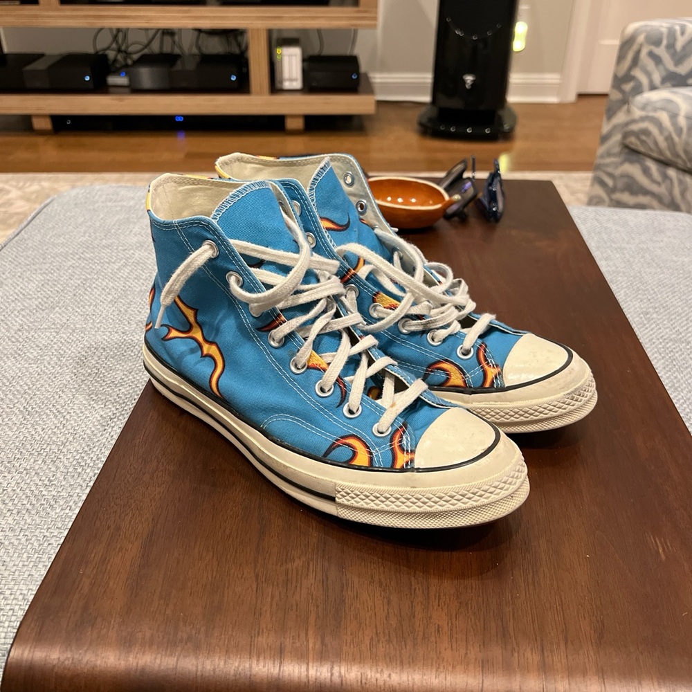 Golf ale Fluer Flame Converse